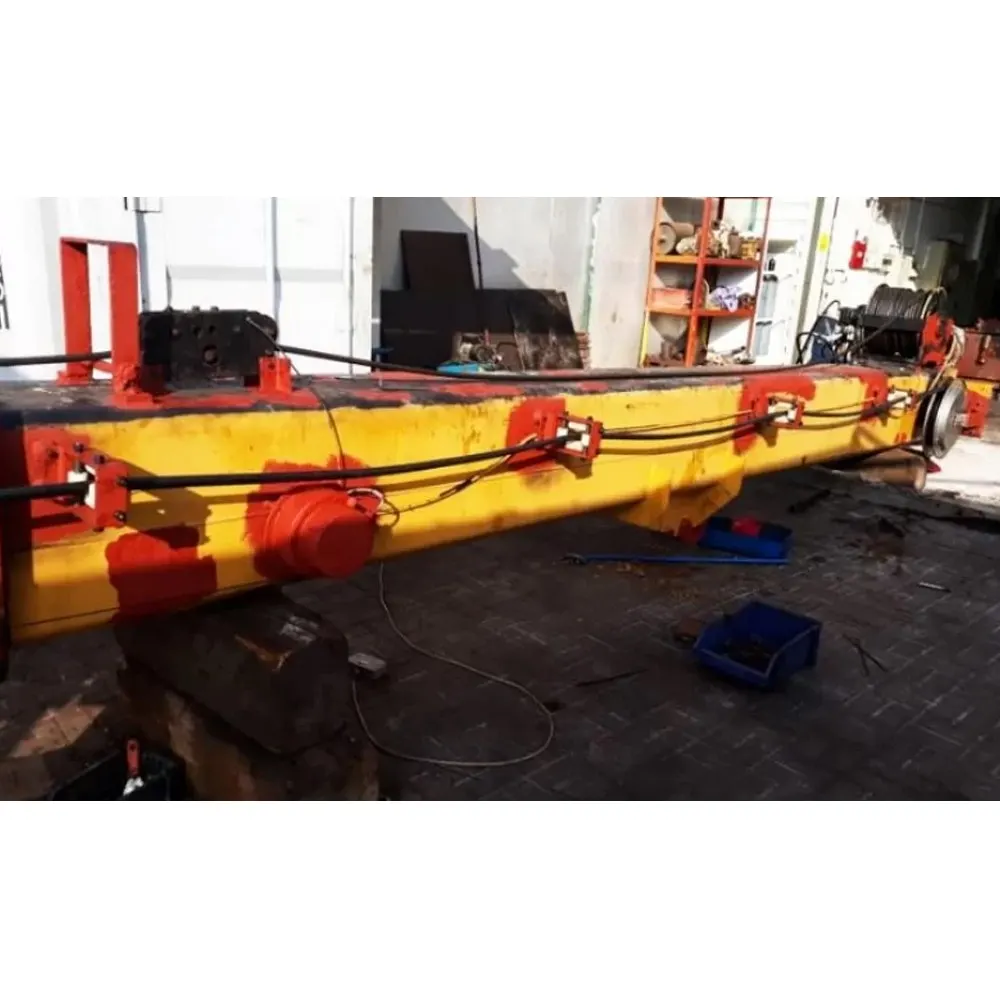 TELESCOPIC BOOM ASSEMBLY